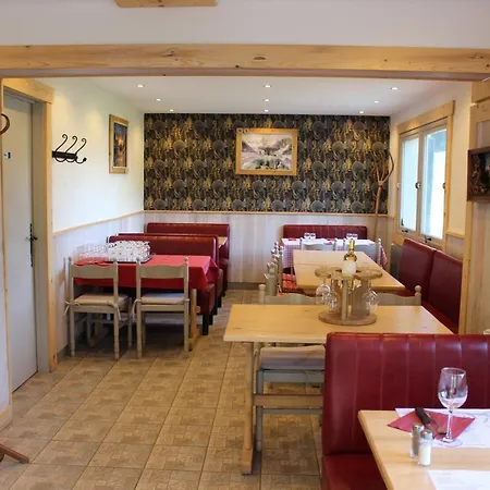 Les Bernards Hotell Praz-sur-Arly