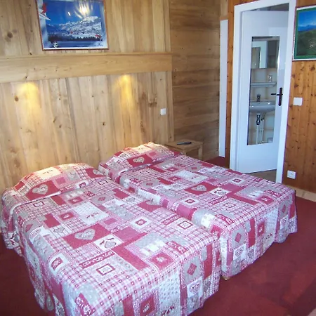 Hotel Les Bernards