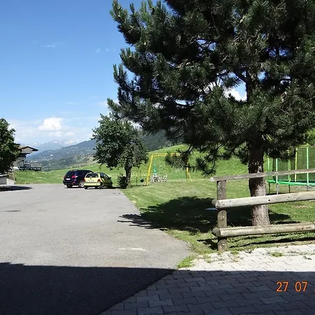 Les Bernards Hotell 2*