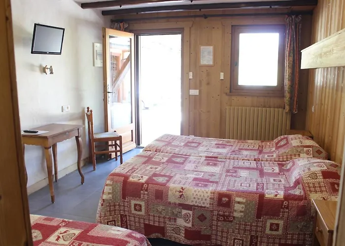 Hotel Les Bernards