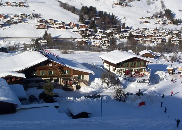 Les Bernards Hotel 2*