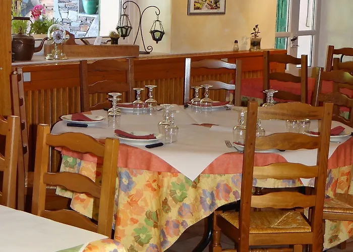 Hotel Les Bernards